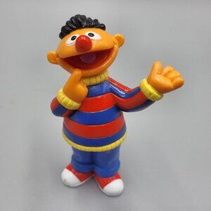 Ernie Pvc Figure Readers Digest Young Family Sesame Street 3 inch